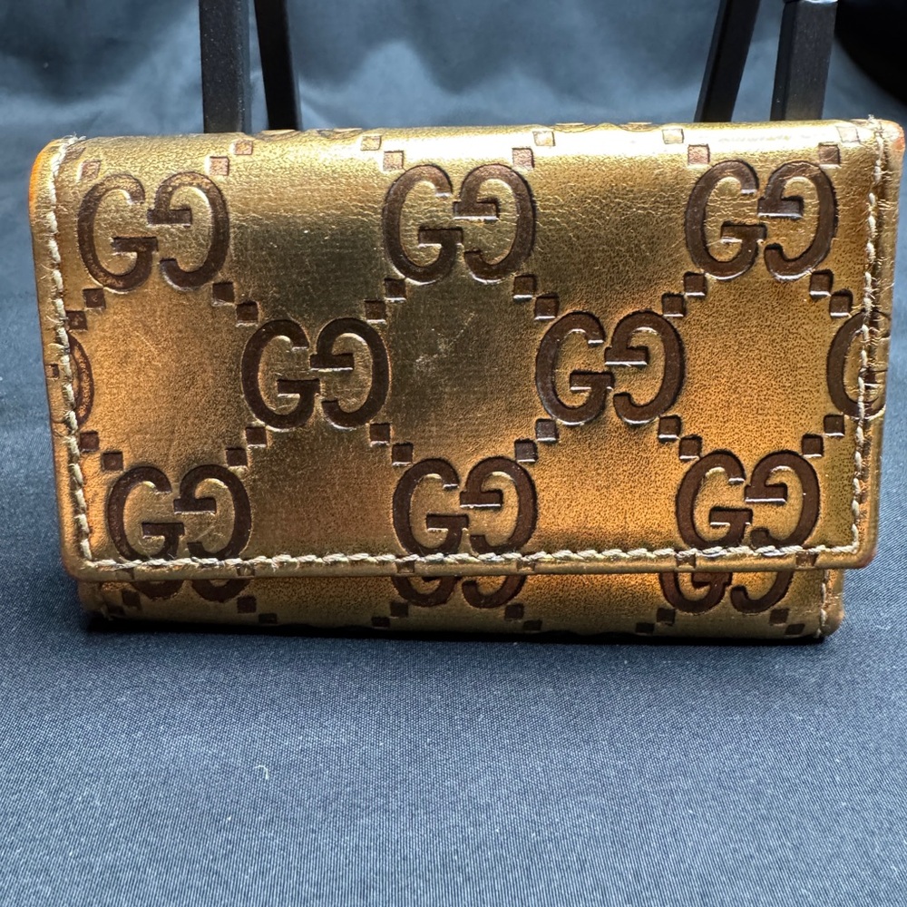 Gucci Metallic Gold GG Logo Card Key Wallet